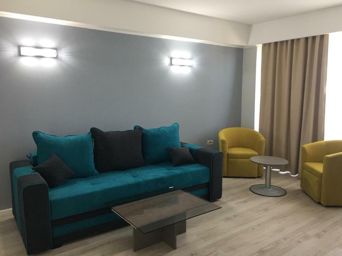Hotel Dedal Năvodari Kültér fotó