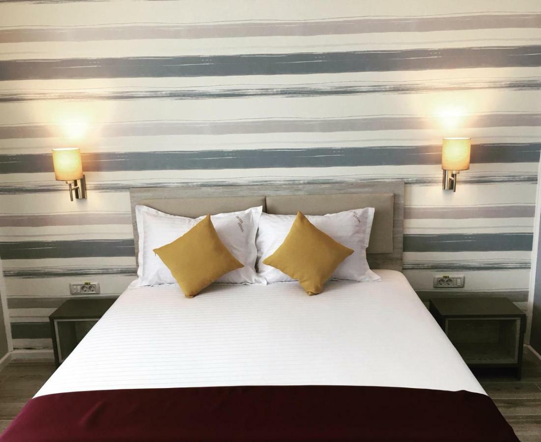 Hotel Dedal Năvodari Kültér fotó