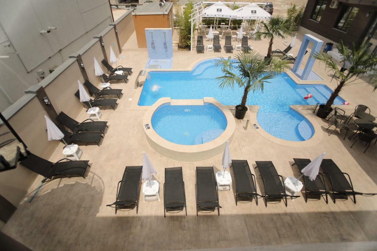 Hotel Dedal Năvodari Kültér fotó