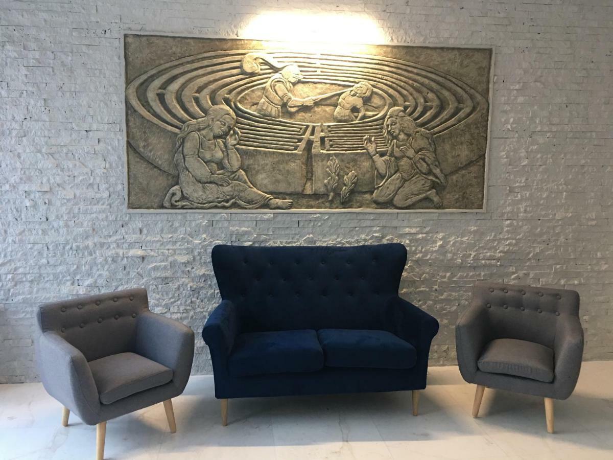 Hotel Dedal Năvodari Kültér fotó